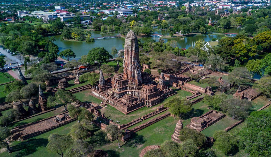 10-Best-Attractions-Thailand-Ayutthaya-Historical-Park.jpg