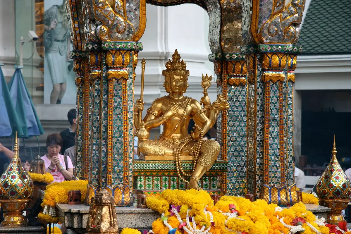 1a7f2885ae73aeb180_Erawan_Shrine_Ratchaprasong.webp