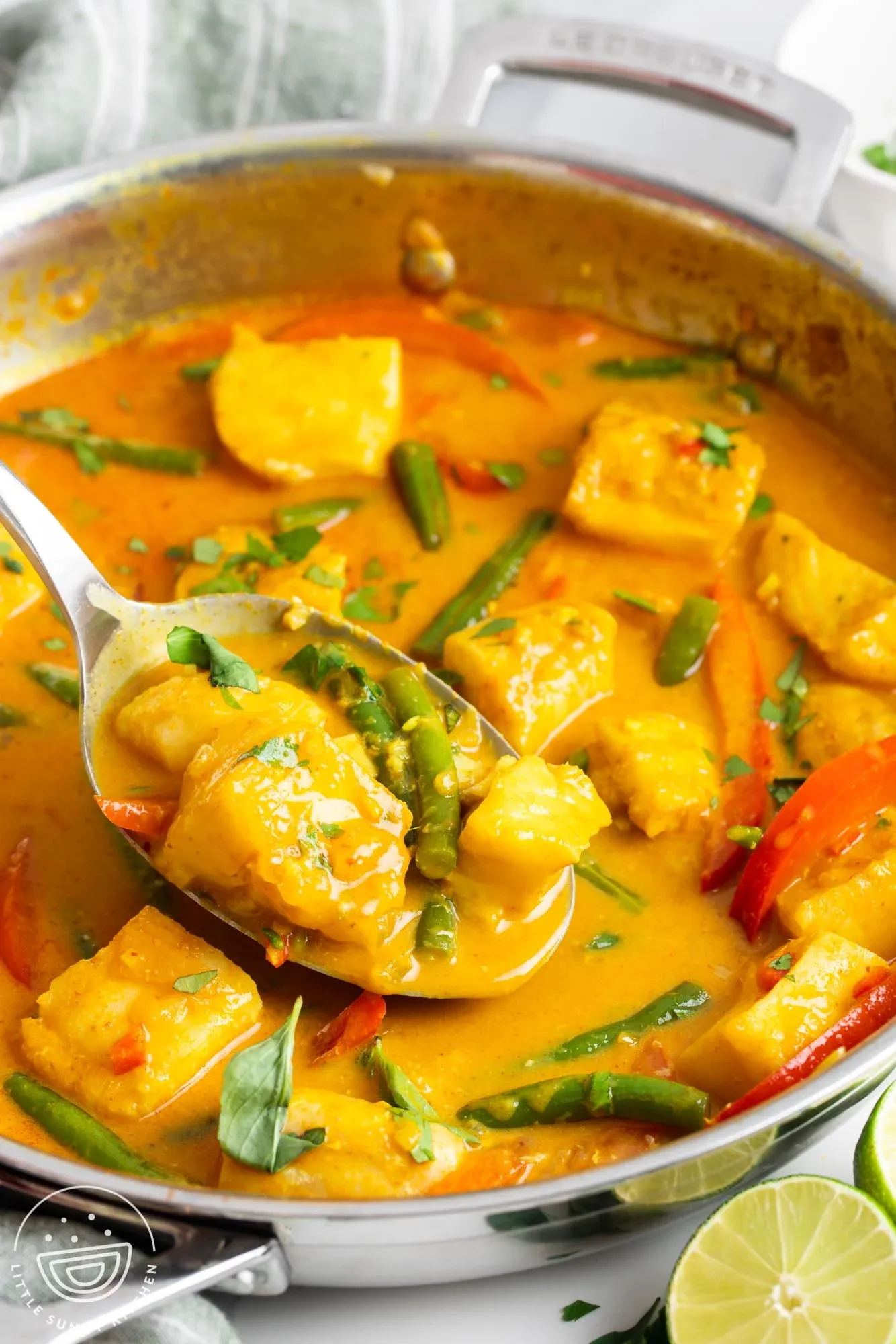 Easy-Thai-Fish-Curry-1.webp