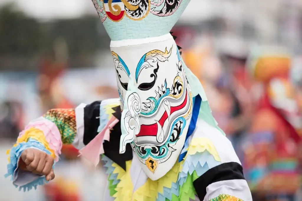 Phi-ta-khon-1-Large-1024x682.webp