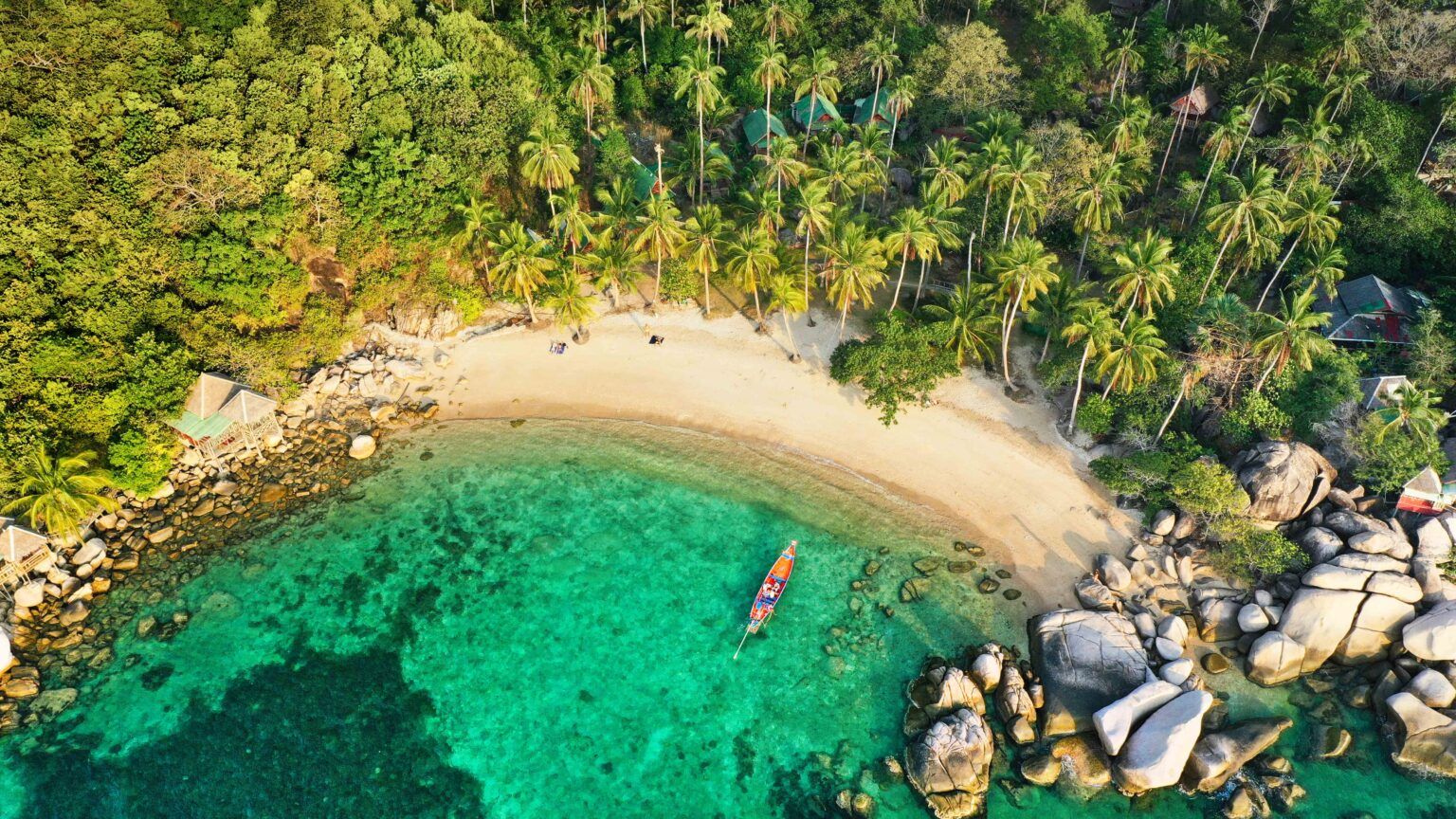 Sai-Nuan-Beach-Ko-Tao-Surat-Thani-1536x864.jpg