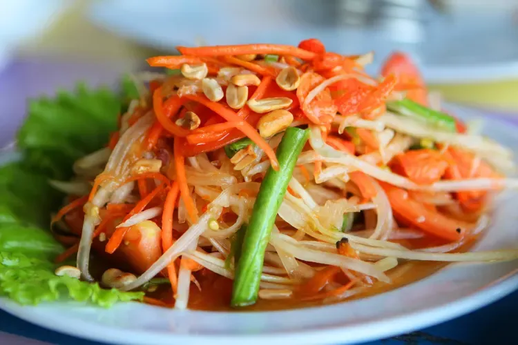 Thai-Food-4-php54HfzU.webp
