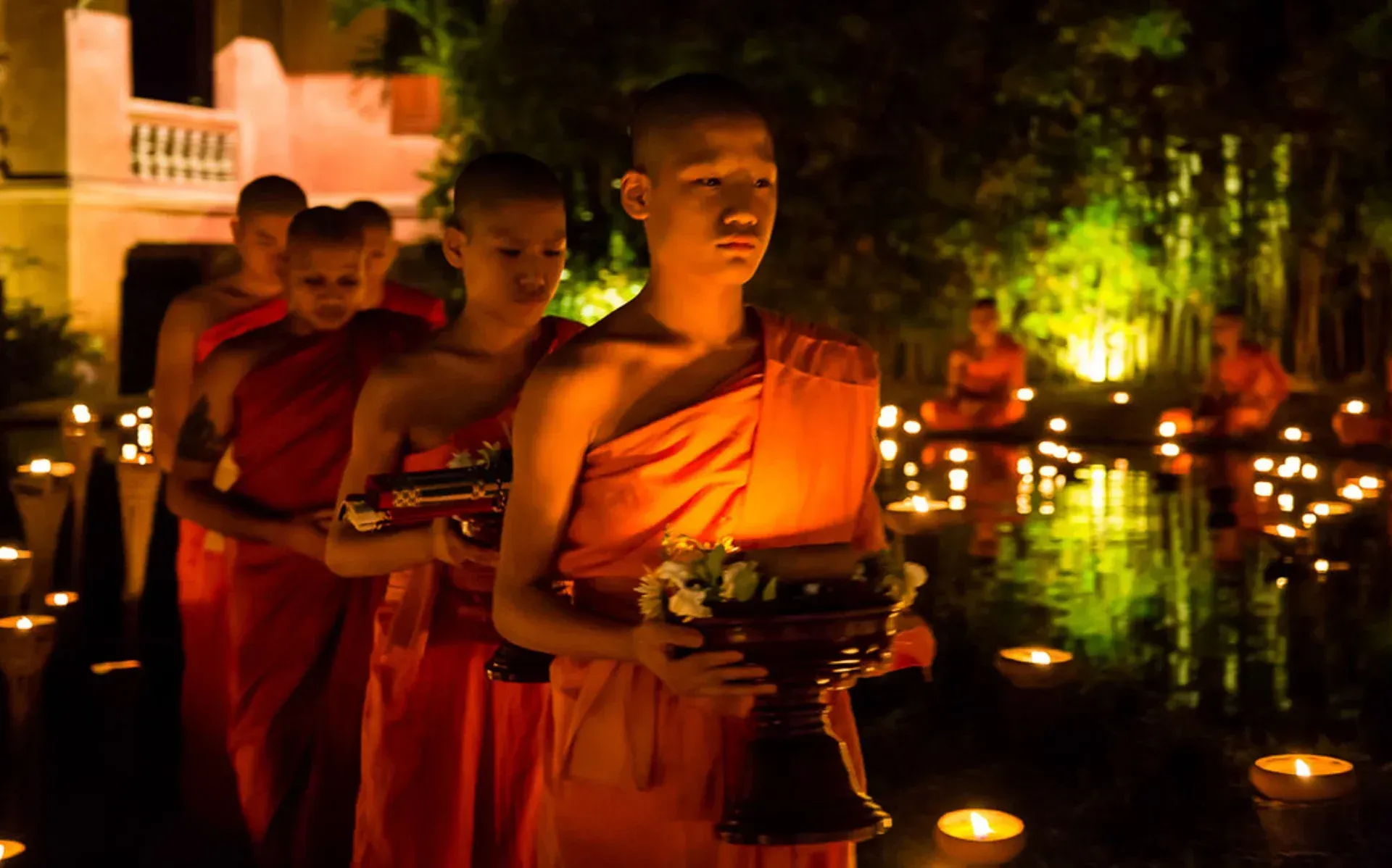 thailand_makha_bucha_day_1_a489cffbb0.webp