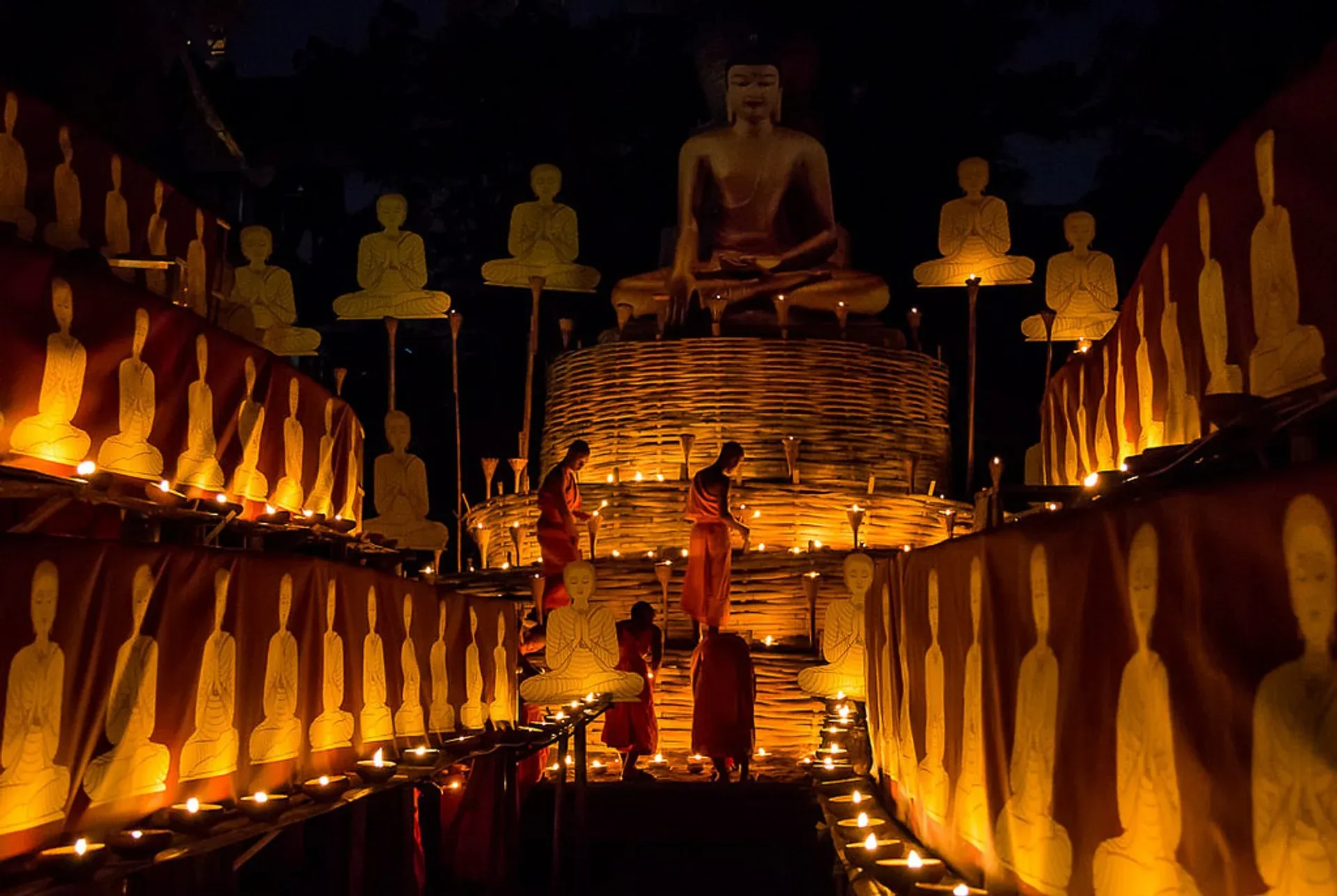 thailand-makha-bucha-day.webp