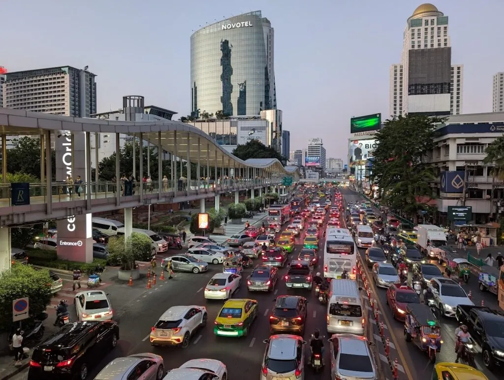 traffic-Bangkok-Thailand-1024x772.webp