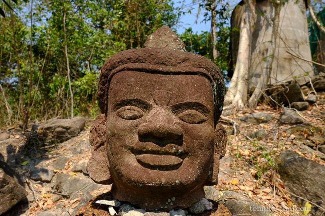 wat-namtok-thammarot-2.jpg